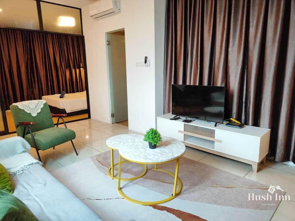 Hush Inn At Itcc Manhattan Suites Kota Kinabalu Ngoại thất bức ảnh